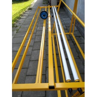 Stojak/nawijarka ręczna do materiałów w rolkach (PPF) – PPF World Stojak/nawijarka ręczna do materiałów w rolkach (PPF) – PPF World